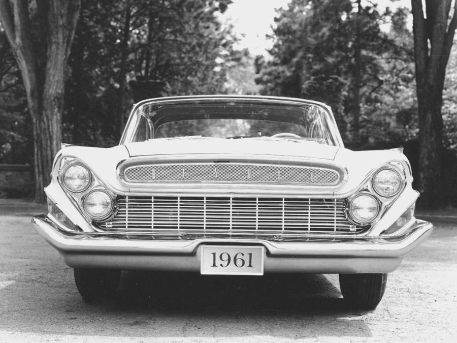  DeSoto Hardtop Coupe (RS1-L23) 1961 года  (фото 4 из 13)